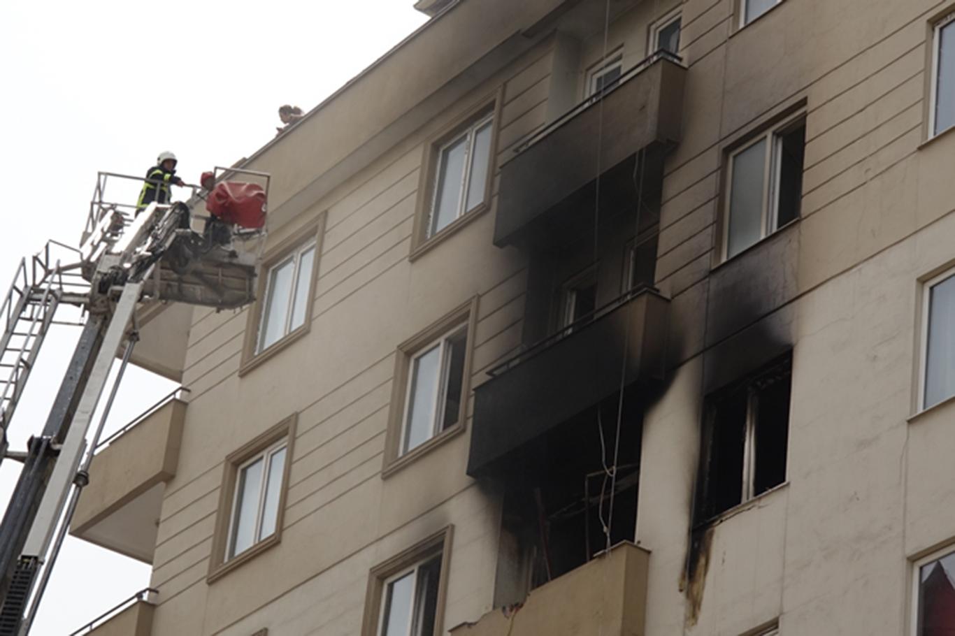 Gaziantep’te bir apartmanda patlama: 1 ölü 8 yaralı